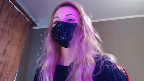 Lily online show from 10.18.25