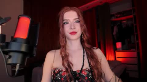Snapshot of irisice chatting on 09.28.25 Miss Iris Fansly Miss Iris new inst. online show from 09.28.25