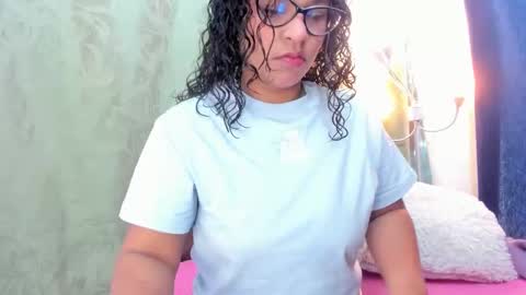 Snapshot of iriss_25 chatting on 02.18.25 iris online show from 02.18.25