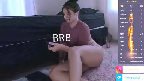 Snapshot of iryna_zeny chatting on 02.11.25 Yuliana help me to get 100 thumbs up please  online show from 02.11.25