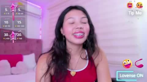 Snapshot of isa__cute chatting on 02.11.25 ISA online show from 02.11.25