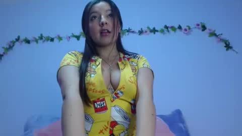 isa_jones1 online show from 02.02.25