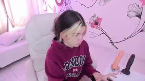 isabela_fiorelli online show from 10.06.25