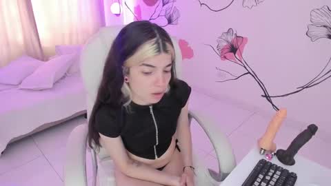 isabela_fiorelli online show from 10.07.25