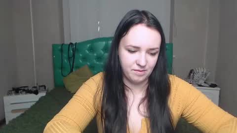Snapshot of isabelblackberry chatting on 12.16.24 IsabelBlackberry online show from 12.16.24
