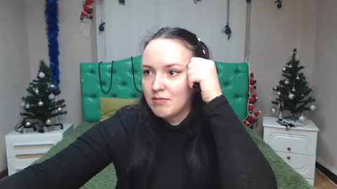 Snapshot of isabelblackberry chatting on 12.28.24 IsabelBlackberry online show from 12.28.24