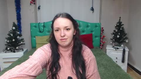 Snapshot of isabelblackberry chatting on 12.29.24 IsabelBlackberry online show from 12.29.24