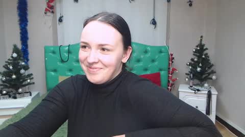 Snapshot of isabelblackberry chatting on 01.05.25 IsabelBlackberry online show from 01.05.25