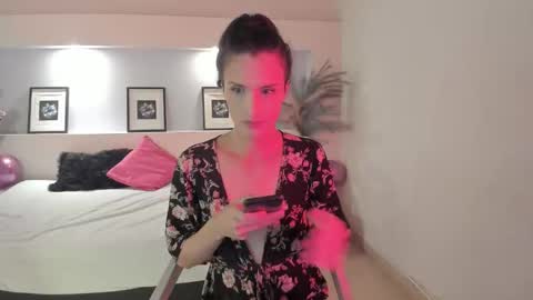 IsabelFernandez online show from 09.29.25