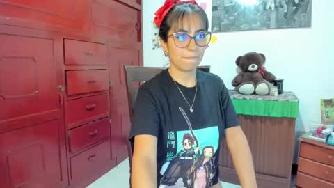 Snapshot of isabella22_1 chatting on 01.10.25 Isabella22 1 online show from 01.10.25