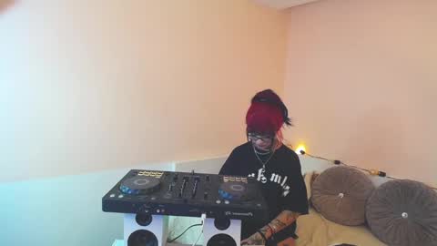 Snapshot of isabella__dark chatting on 12.03.24 online show from 12.03.24