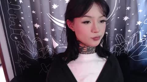 Snapshot of isabella__dark chatting on 01.23.25 online show from 01.23.25