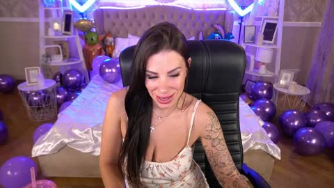 Snapshot of isabellafoxyy chatting on 01.10.25 Marina online show from 01.10.25