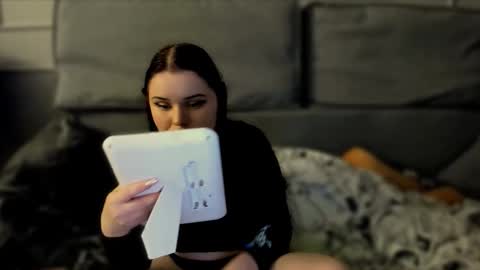 Snapshot of isabellaprincess21 chatting on 09.18.25 Isabella online show from 09.18.25