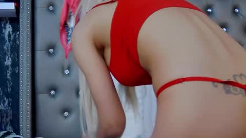 IsabelleEthan online show from 02.24.25