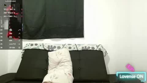 Snapshot of isidroglasc chatting on 09.26.25 Isidro online show from 09.26.25