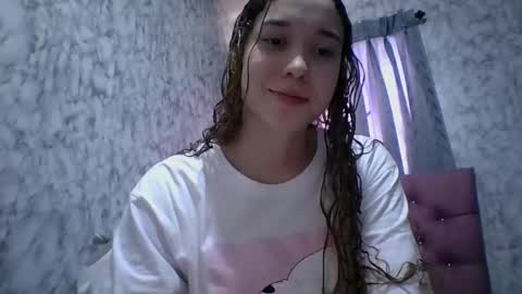 Snapshot of issa30213 chatting on 01.22.25 Issa online show from 01.22.25