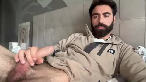 Snapshot of italianstallion_race chatting on 10.13.25 italianstallion_race online show from 10.13.25