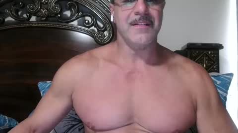 Snapshot of italianstud43 chatting on 09.11.25 Hot Italian online show from 09.11.25