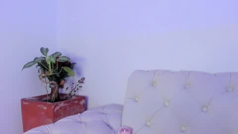 Snapshot of its_marie chatting on 12.22.24 Maria online show from 12.22.24