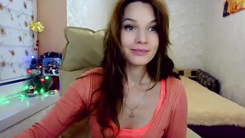 Snapshot of itslunaday chatting on 12.04.24 itslunaday online show from 12.04.24