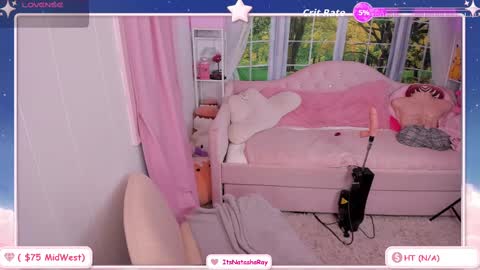 Snapshot of itsnatasharay chatting on 10.20.25 ItsNatashaRay online show from 10.20.25