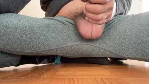 Snapshot of iuuuf2 chatting on 12.17.24 Iuuuf2 or Samel online show from 12.17.24