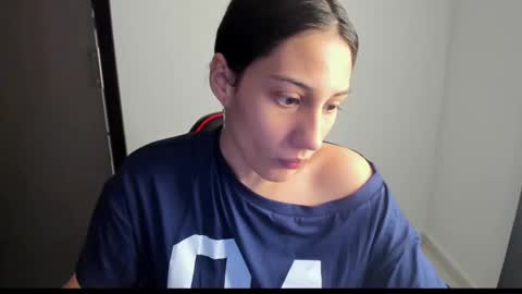 ivanna_essis online show from 12.14.24