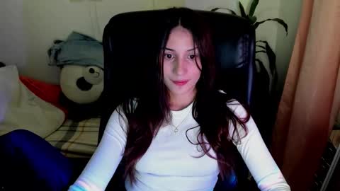 ivanna_essis online show from 10.19.25