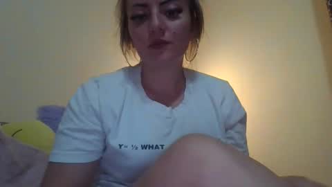 Snapshot of ivannahazel chatting on 10.30.25 Ivanna online show from 10.30.25