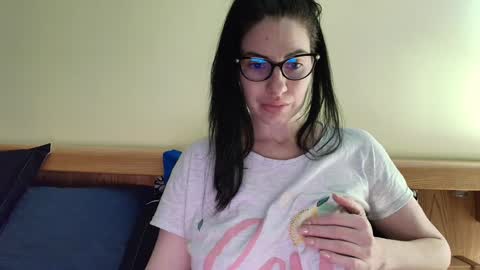 Snapshot of ivoryorchid chatting on 01.31.25 Ivory online show from 01.31.25