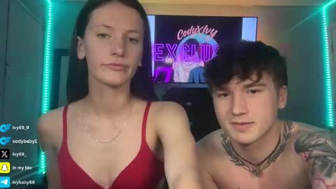 Snapshot of ivy69_9 chatting on 02.23.25 ivy69 9 and cody online show from 02.23.25