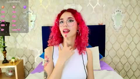 Snapshot of ivy_star1 chatting on 02.01.25 Ivy online show from 02.01.25