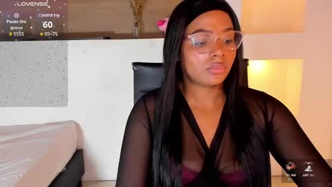 Snapshot of ivybliss8 chatting on 01.15.25 i v y b l i s s online show from 01.15.25