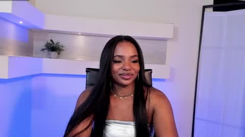 Snapshot of ivybliss8 chatting on 01.21.25 i v y b l i s s online show from 01.21.25