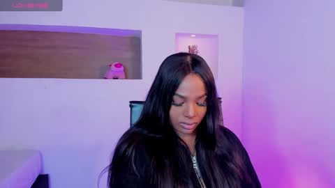 Snapshot of ivybliss8 chatting on 03.08.25 i v y b l i s s online show from 03.08.25