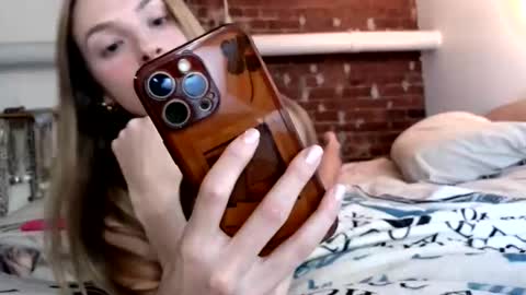 ivygrave online show from 09.13.25