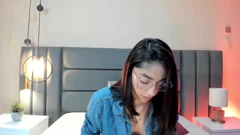 Snapshot of ivyjhonss chatting on 09.12.25 IvyJhonss online show from 09.12.25