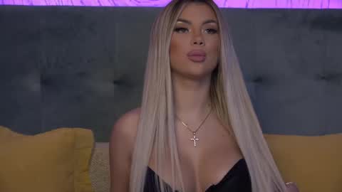 Snapshot of ivyrubens chatting on 12.27.24 Ivy online show from 12.27.24