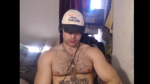 Snapshot of izak144 chatting on 01.27.25 izak144 online show from 01.27.25