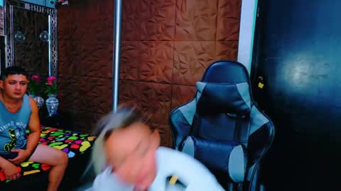 Snapshot of jack_and_rous chatting on 10.04.25 Jack And Rous online show from 10.04.25