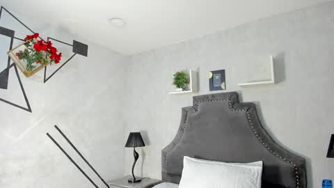 Snapshot of jackblanco_ chatting on 09.09.25 Jack White online show from 09.09.25