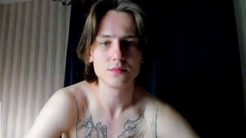 Snapshot of jacksonvox chatting on 01.11.25 Nikolay online show from 01.11.25