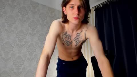 Snapshot of jacksonvox chatting on 02.22.25 Nikolay online show from 02.22.25