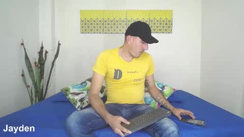 Snapshot of jacobandjayydenn chatting on 12.30.24 Jacob And Jayden online show from 12.30.24