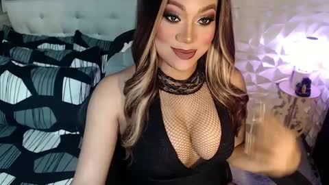 Snapshot of jacque_cole chatting on 03.01.25 Jacque online show from 03.01.25