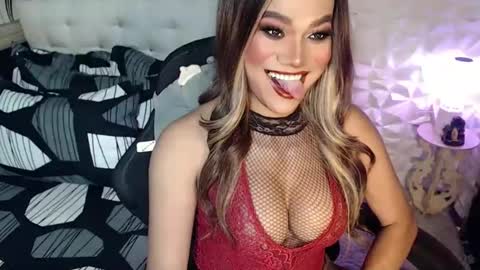 Snapshot of jacque_cole chatting on 03.06.25 Jacque online show from 03.06.25