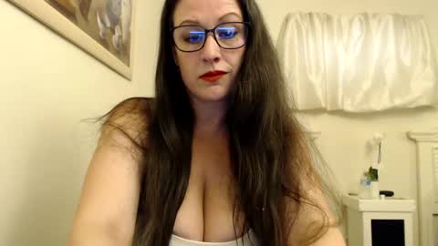 Snapshot of jadacoxxx chatting on 10.03.25 JadaCoxxx online show from 10.03.25