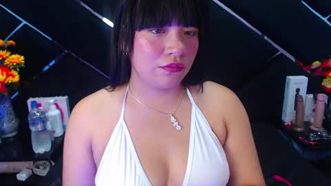 Snapshot of jade_brown_ chatting on 02.16.25 Jade online show from 02.16.25