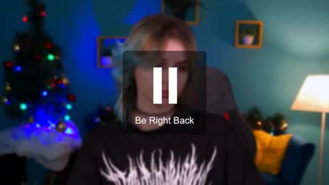 Snapshot of jade_castle chatting on 01.14.25 jade_castle online show from 01.14.25